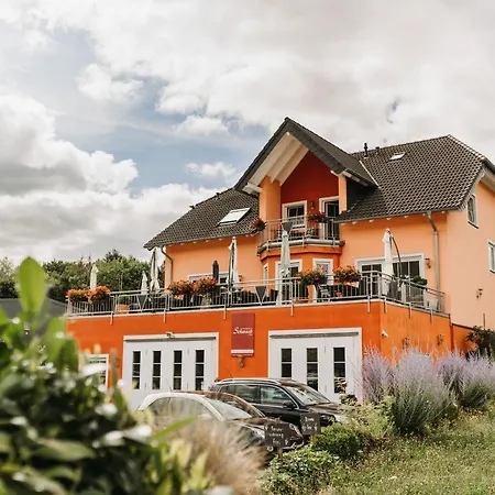 Wein- Und Gaestehaus Schwaab&sohn Casa de hóspedes Erden