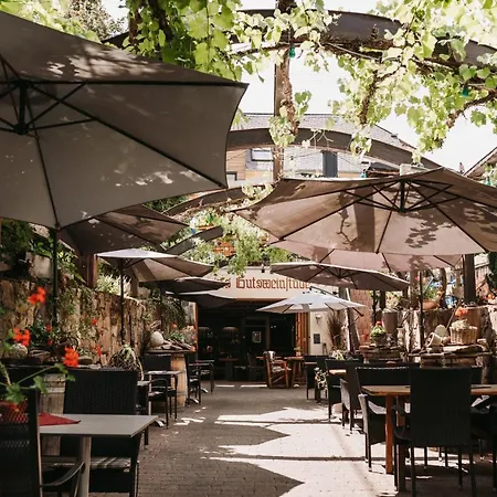 Pensionat Wein- Und Gaestehaus Schwaab&sohn Erden