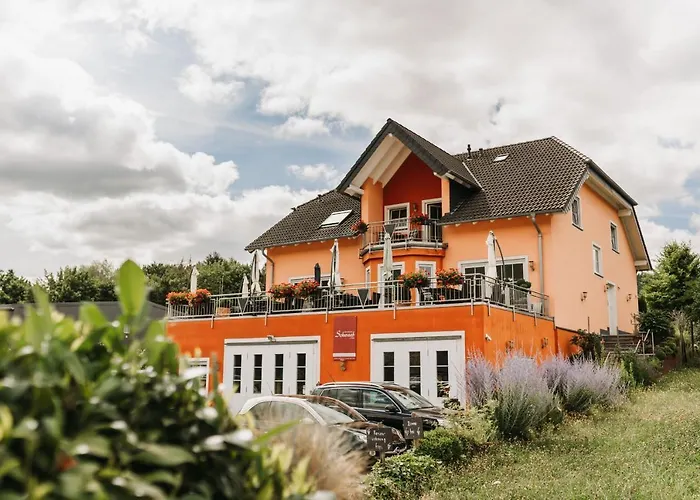 Wein- Und Gaestehaus Schwaab&sohn בית הארחה Erden