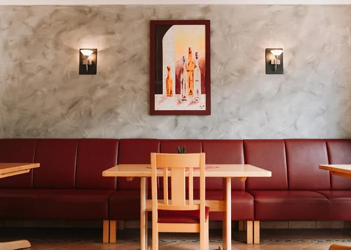 Wein- Und Gaestehaus Schwaab&sohn בית הארחה