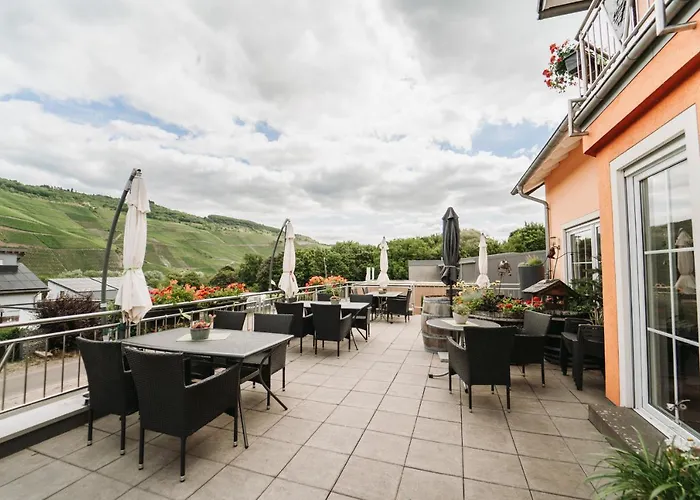 Wein- Und Gaestehaus Schwaab&sohn בית הארחה